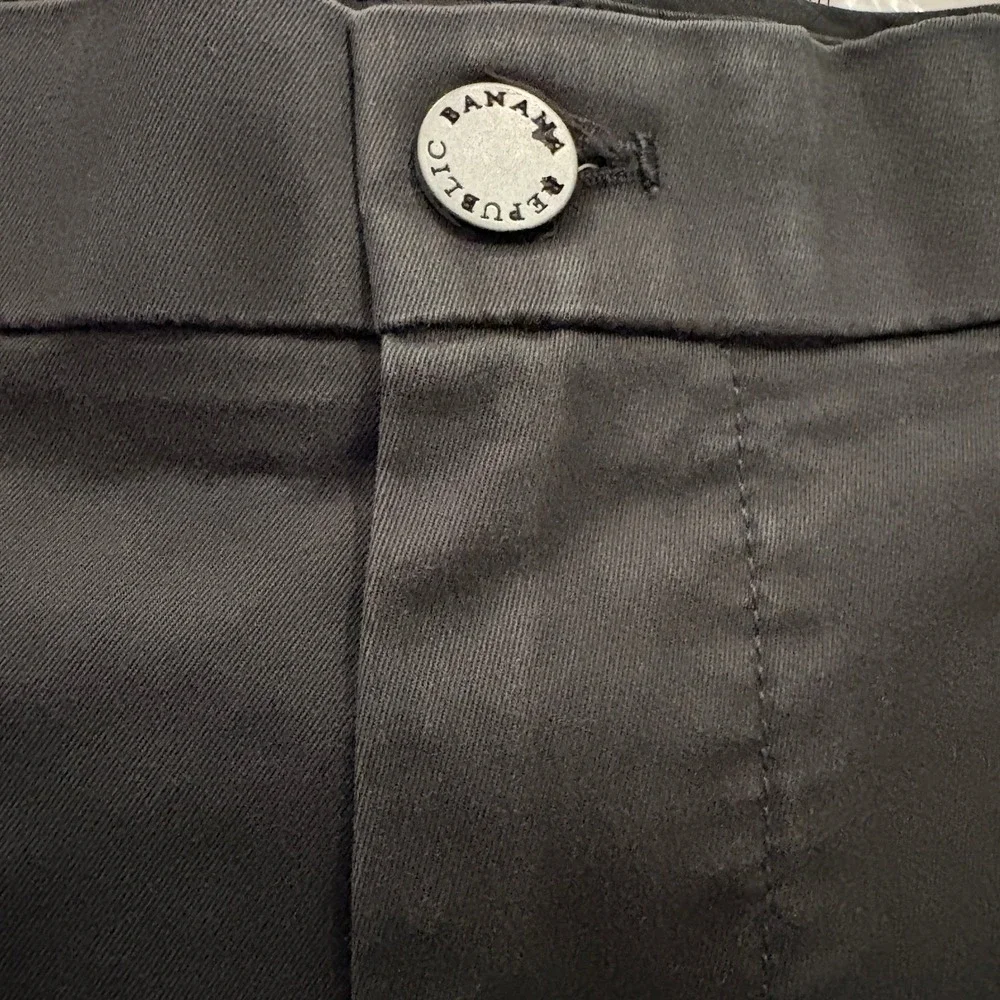 Banana Republic Mens 9